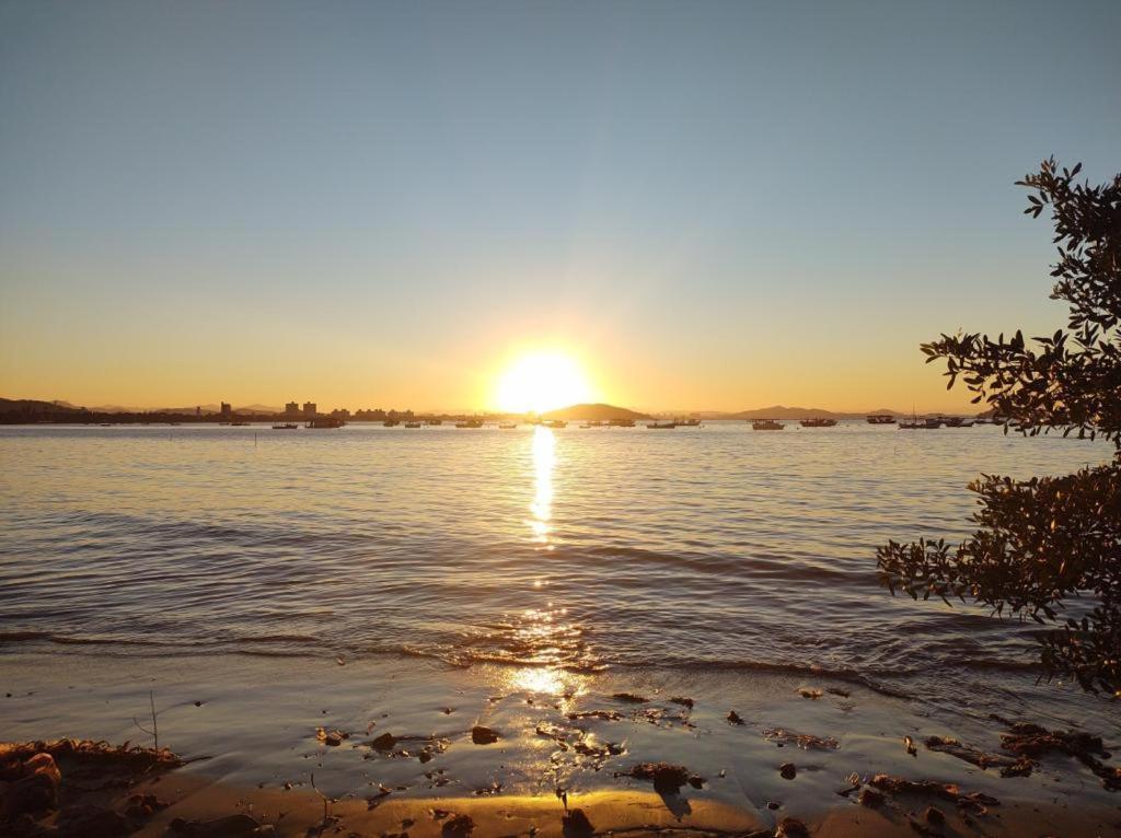 Apartamento Na Praia - Canto Da Sereia Appartement Piçarras Buitenkant foto